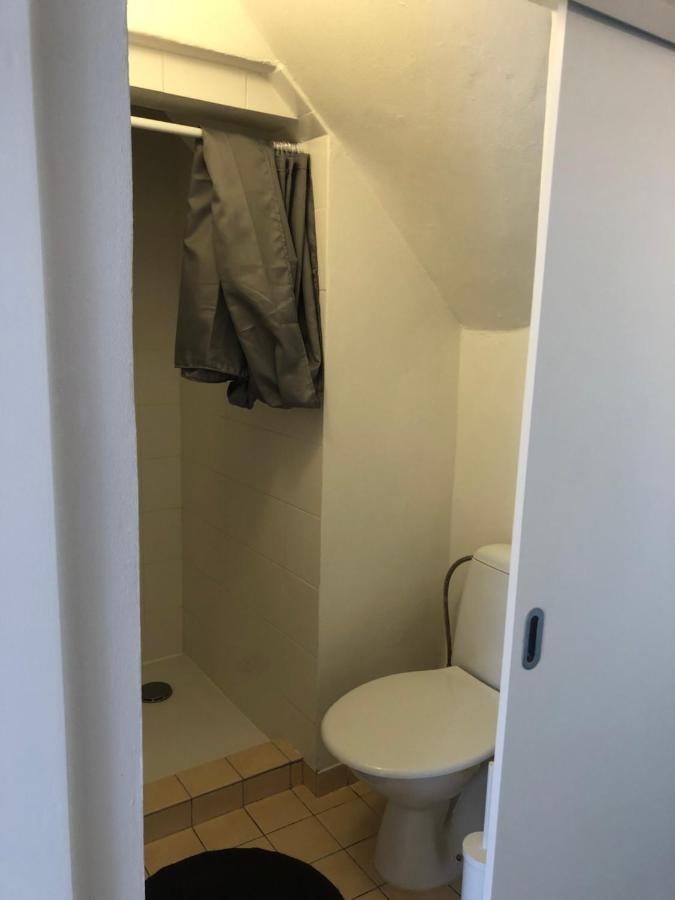 Apartmany Jevany Exteriör bild